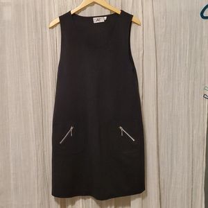 Dividends maternity dress size M